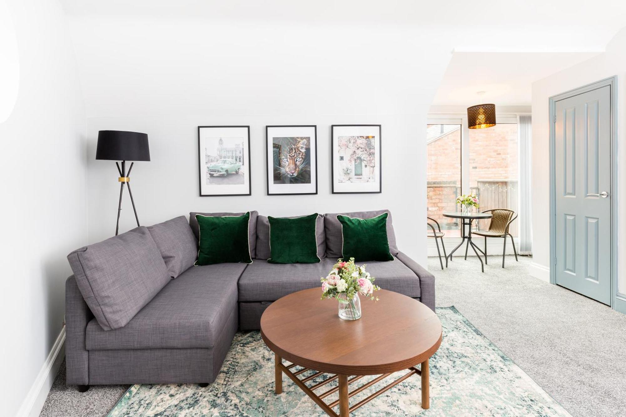 Duplex Loft Apartment With Balcony & Private Entrance In Jq Бірмінгем Екстер'єр фото